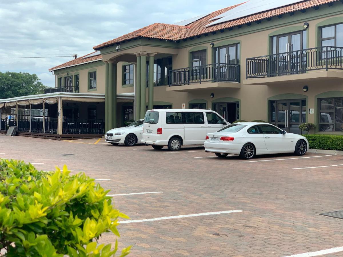 Royal Hotel Polokwane Kültér fotó